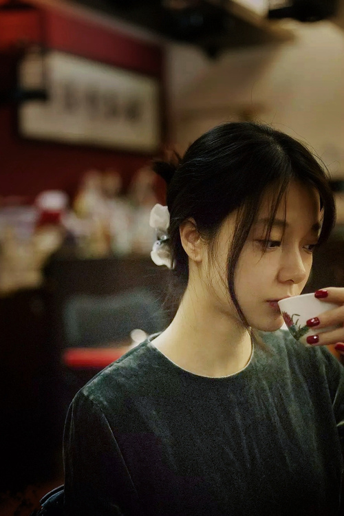 绿茵交响,卡马文加的进化论与乌克兰的鏖战哲学